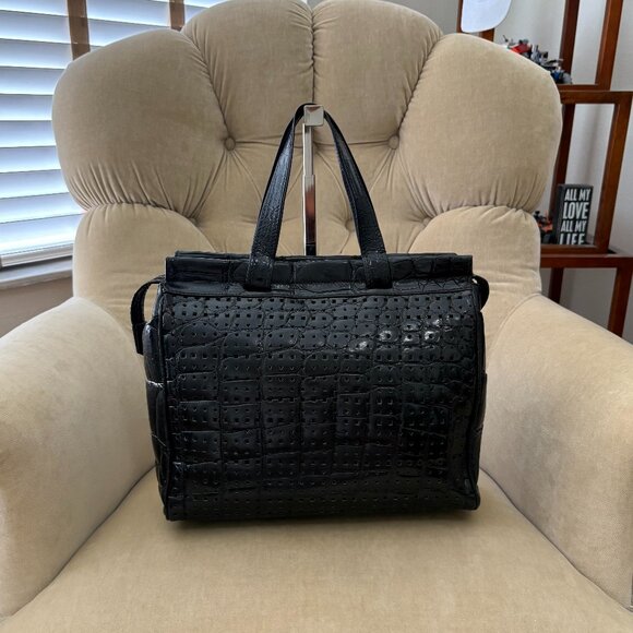 VTG Auth DONNA ELISSA Italy Genuine Crocodile Black Perforated Satchel Tote Bag - Picture 5 of 7